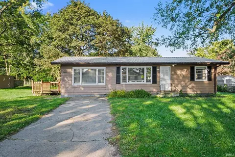 56329 Burr St, Elkhart, IN 46514