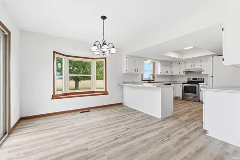 Dining - 14130 Whittern Rd, Monroeville, IN 46773 photo 1 of 1