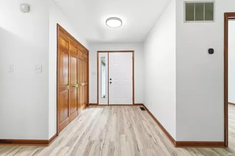 Entry Way - 14130 Whittern Rd, Monroeville, IN 46773 photo 1 of 1