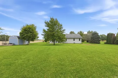 Exterior - 14130 Whittern Rd, Monroeville, IN 46773 photo 6 of 8