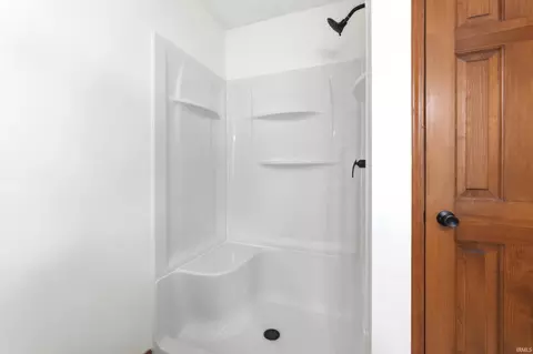 Bath - 14130 Whittern Rd, Monroeville, IN 46773 photo 4 of 4