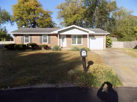 2210 Alan Ct, Evansville, IN 47720