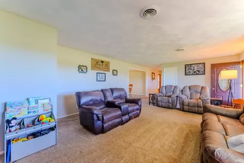 Living - 2552 S 75 E Rd, Wabash, IN 46992 photo 5 of 5