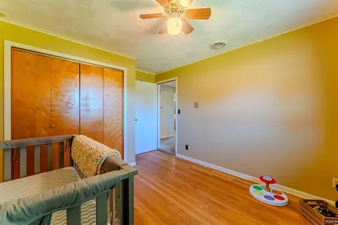 Bedroom - 2552 S 75 E Rd, Wabash, IN 46992 photo 5 of 6