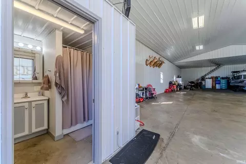 Bath - 2552 S 75 E Rd, Wabash, IN 46992 photo 4 of 4