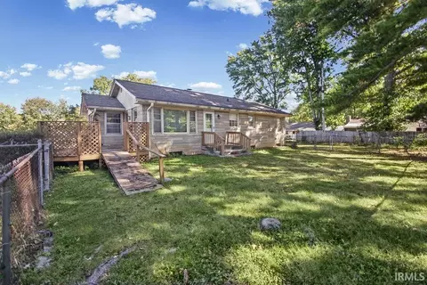 Exterior - 500 E Dodds St, Bloomington, IN 47401 photo 3 of 4