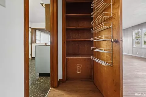 Entry Way - 500 E Dodds St, Bloomington, IN 47401 photo 1 of 2