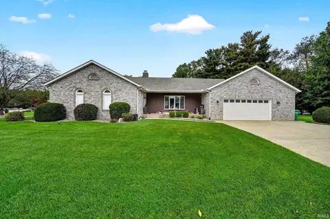 57271 Sandy Pine Trl, South Bend, IN 46619