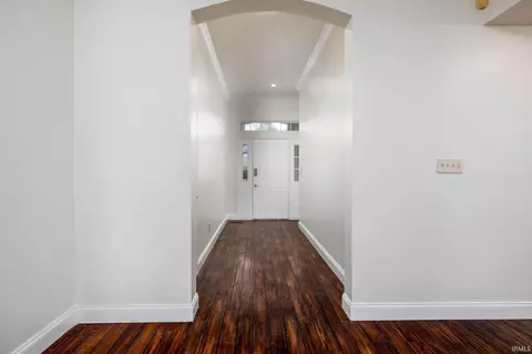 Entry Way - 2254 S Olde Mill Dr, Bloomington, IN 47401 photo 1 of 2