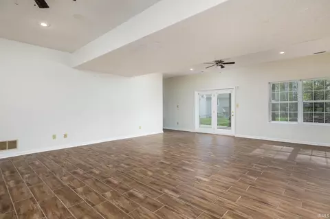 Living - 2254 S Olde Mill Dr, Bloomington, IN 47401 photo 8 of 9