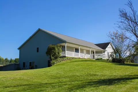 Exterior - 62814 Ash Rd, Wakarusa, IN 46573 photo 4 of 9