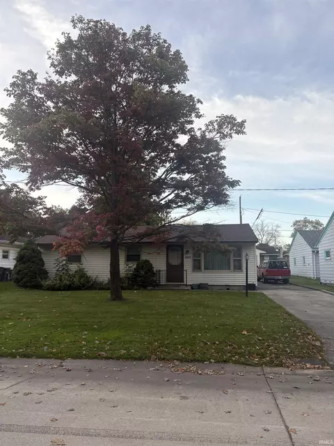 2822 Glenwood Ave, Fort Wayne, IN 46805