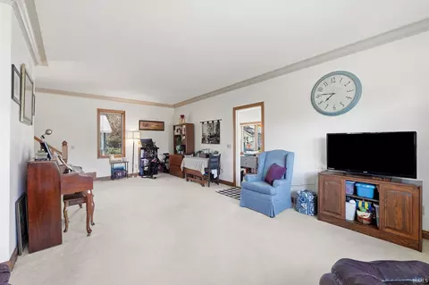Living - 532 E Central, Bluffton, IN 46714 photo 1 of 6