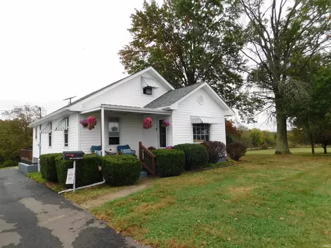 1810 Lake Salinda Rd, Salem, IN 47167