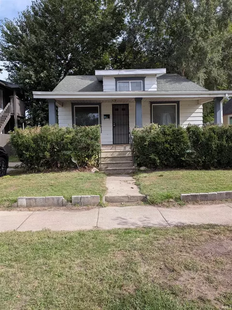 1612 Morton Ave, Elkhart, IN 46516