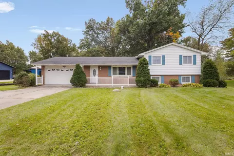 16344 Ronnies Dr, Mishawaka, IN 46544
