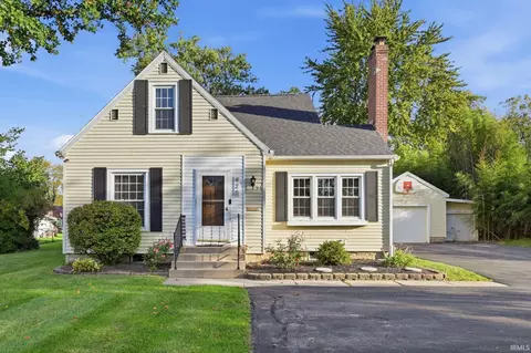 420 W Perkins St, Hartford City, IN 47348
