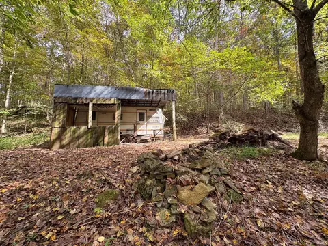 2500 E Chanley Rd, Leavenworth, IN 47137