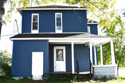 Exterior - 200 E King St, Garrett, IN 46738 photo 1 of 3