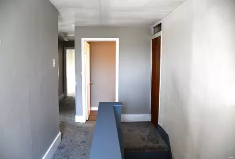 Entry Way - 200 E King St, Garrett, IN 46738 photo 3 of 4