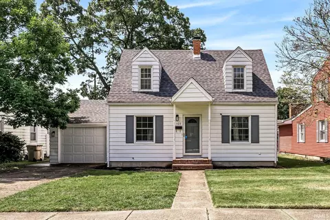 107 S Coquillard Dr, South Bend, IN 46617