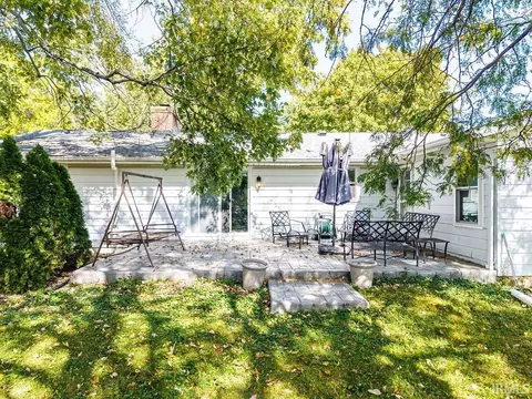 Exterior - 102 Riverview Rd, Warren, IN 46792 photo 3 of 4
