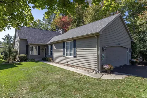 1609 S Lake George Dr, Mishawaka, IN 46545