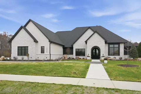 14328 Magnolia Run Pkwy, Fort Wayne, IN 46845