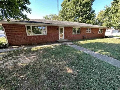 702 S Cleveland St, Monroe City, IN 47557