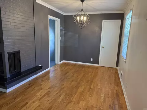 Living - 2425 Springfield Ave, Fort Wayne, IN 46805 photo 3 of 3