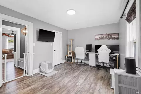 Entry Way - 114 7th St, Oolitic, IN 47451 photo 2 of 3