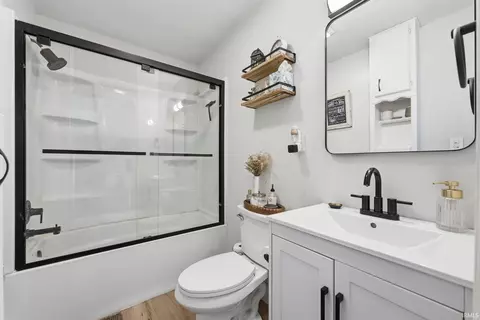 Bath - 481 Delaware St, Wabash, IN 46992 photo 1 of 1