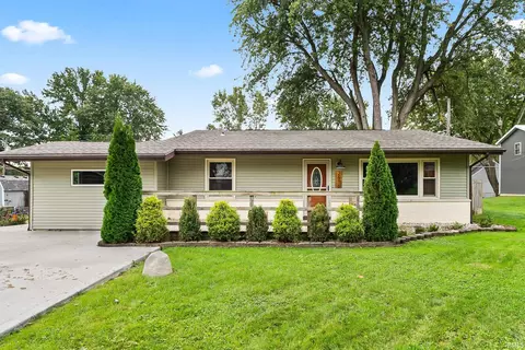 2616 Otsego Dr, Fort Wayne, IN 46825