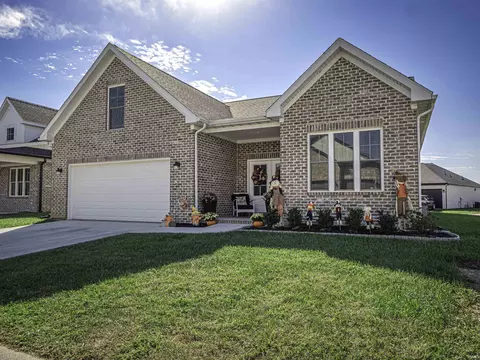 18802 Roscommon Rd, Evansville, IN 47725