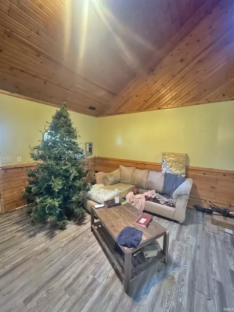 204 Silver Ln, Williams, IN 47470 photo 7