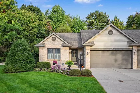 1575 Stone Ct, Elkhart, IN 46514