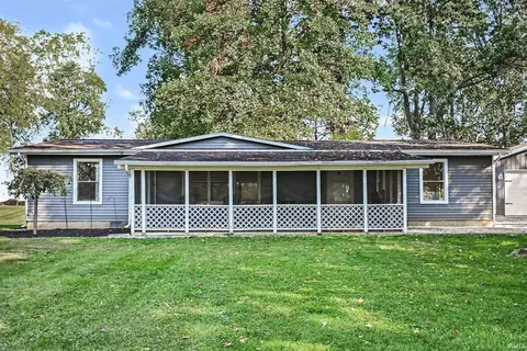 72716 County Road 133, Syracuse, IN 46567
