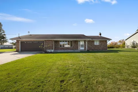 12576 County Road 42, Millersburg, IN 46543
