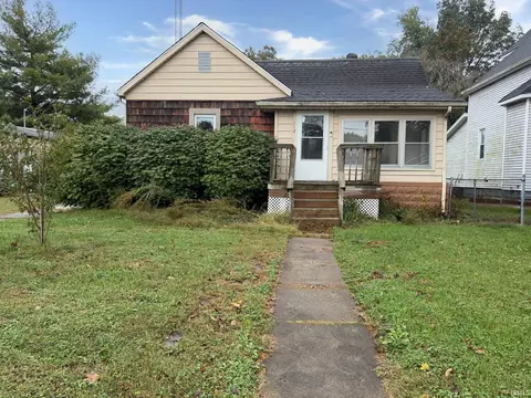 112 S Main St, Patoka, IN 47666