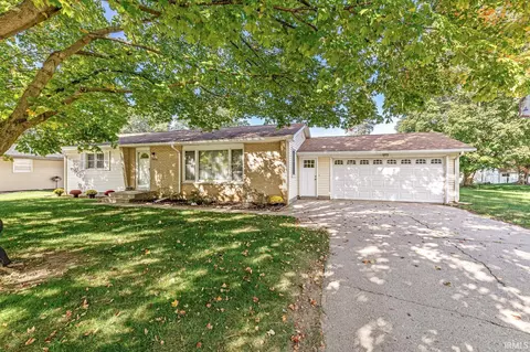23255 Rebecca Dr, Elkhart, IN 46517