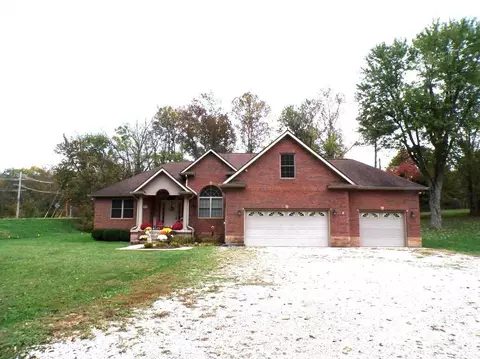 925 SE Main St, Paoli, IN 47454