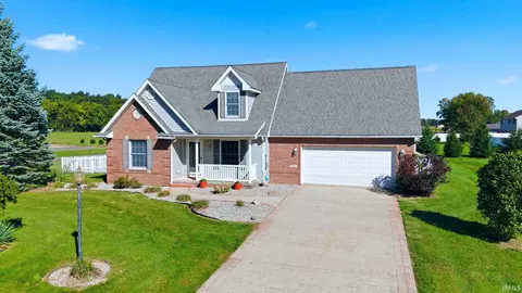 Exterior - 211 Vanmalson Dr, Warren, IN 46792 photo 5 of 14