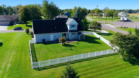Exterior - 211 Vanmalson Dr, Warren, IN 46792 photo 8 of 14