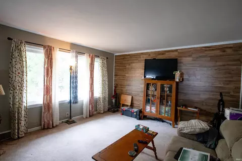Living - 3205 W Devon Rd, Muncie, IN 47304 photo 1 of 2