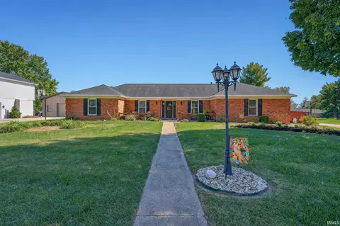 6525 Century Ln, Evansville, IN 47725