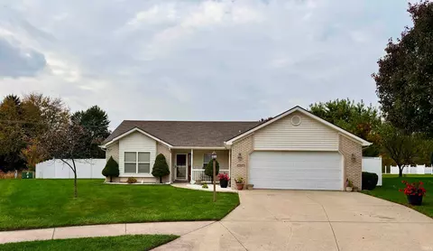 457 Tecumseh St, Warsaw, IN 46582