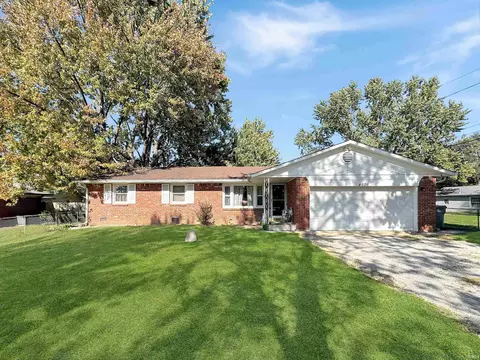 4606 Lois Ln, Indianapolis, IN 46237