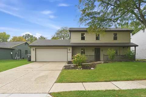 2005 Foxboro Dr, Fort Wayne, IN 46818