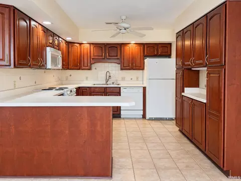 Kitchen - 3592 Manor Dr, Jasper, IN 47546 photo 1 of 8
