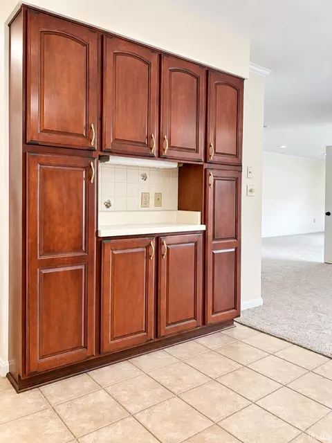 Kitchen - 3592 Manor Dr, Jasper, IN 47546 photo 8 of 8